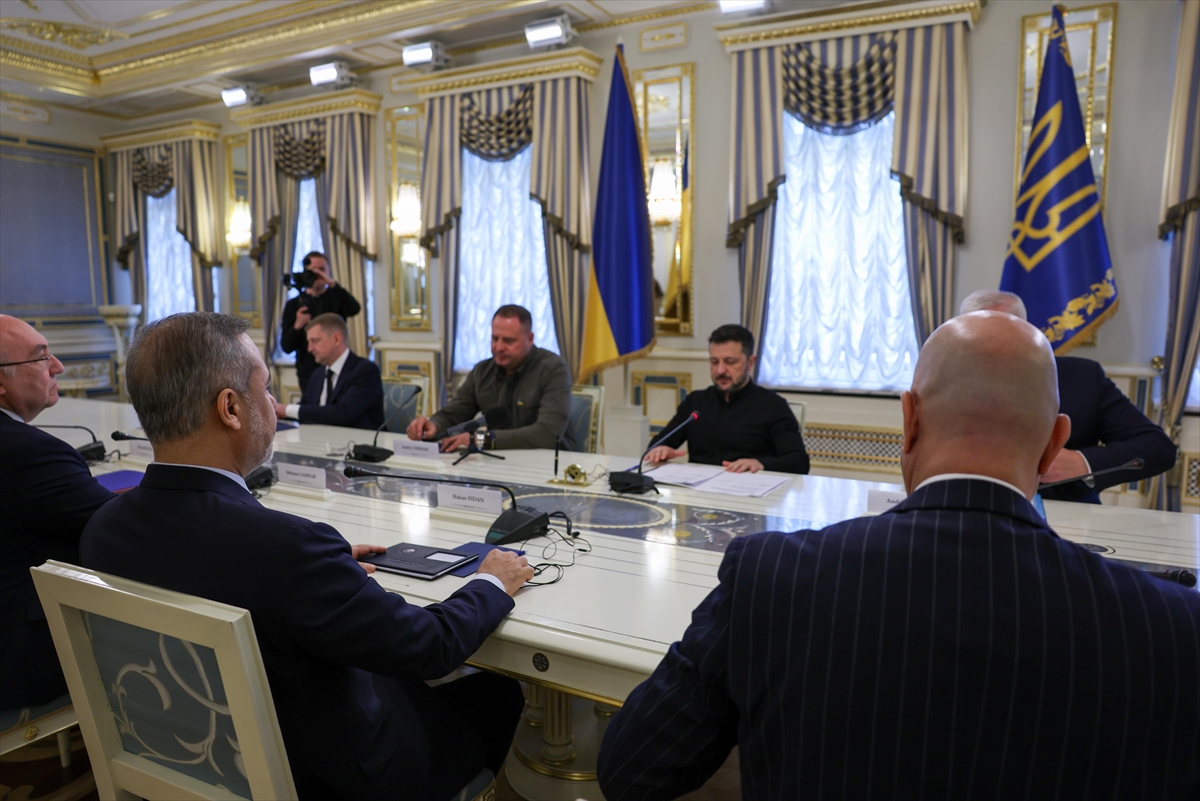 Bakan Fidan, Ukrayna Devlet Başkanı Zelenskiy tarafından kabul edildi