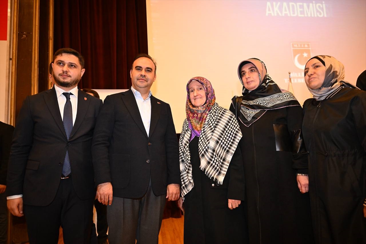 Bakan Kacır, “Türkiye Yüzyılı'nda Milli Teknoloji Akademisi” programına katıldı:
