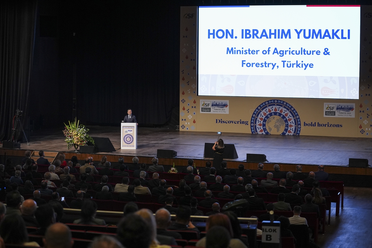 Bakan Yumaklı, Dünya Tohumculuk Kongresi'nde konuştu: