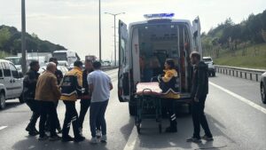 İSTANBUL (AA) – MEHMET ALİ DERDİYOK – Başakşehir'de emniyet şeridine