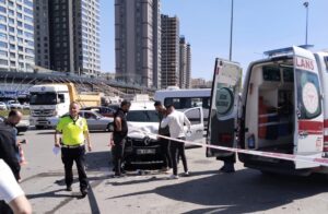 ANKARA (AA) – Ankara'da iki otomobilin çarpışması sonucu 2'si bebek