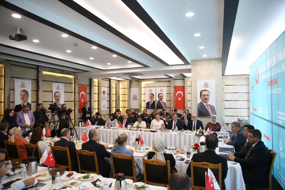 BBP Genel Başkanı Destici, Konya'da gazetecilerle buluştu: