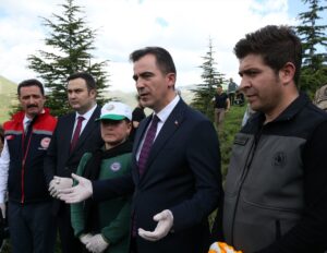 BİTLİS (AA) – Bitlis'te, Tarım ve Orman Bakanlığınca orman yangınlarına