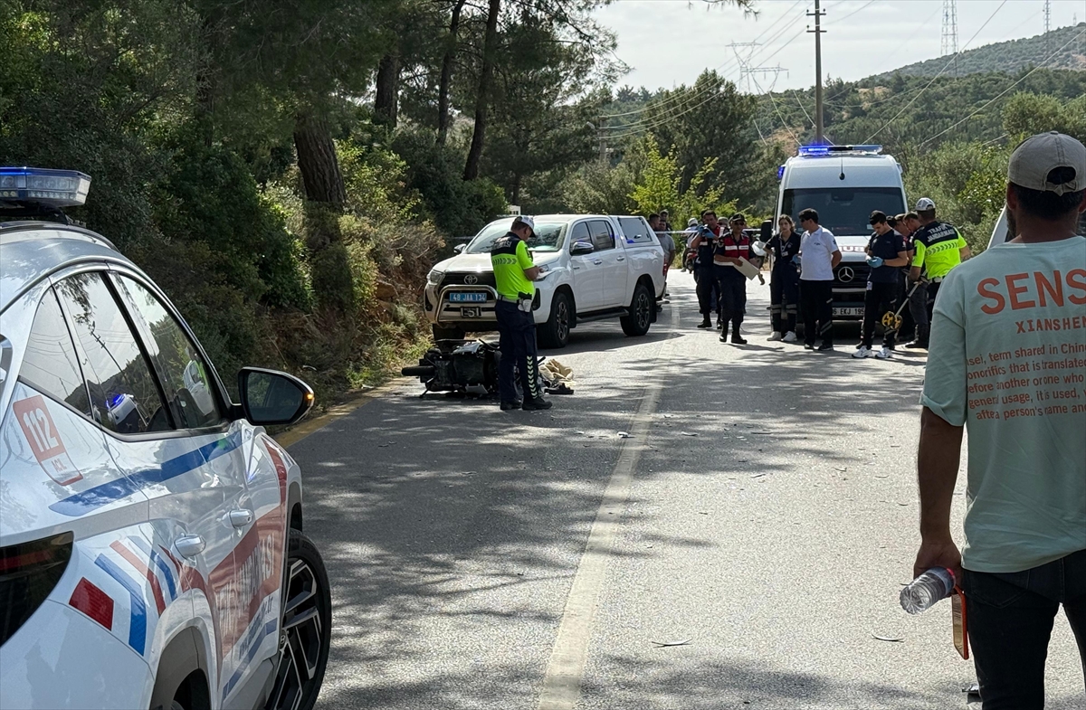 Bodrum'da kamyonetle motosikletin çarpıştığı kazada 1 kişi öldü, 1 kişi yaralandı