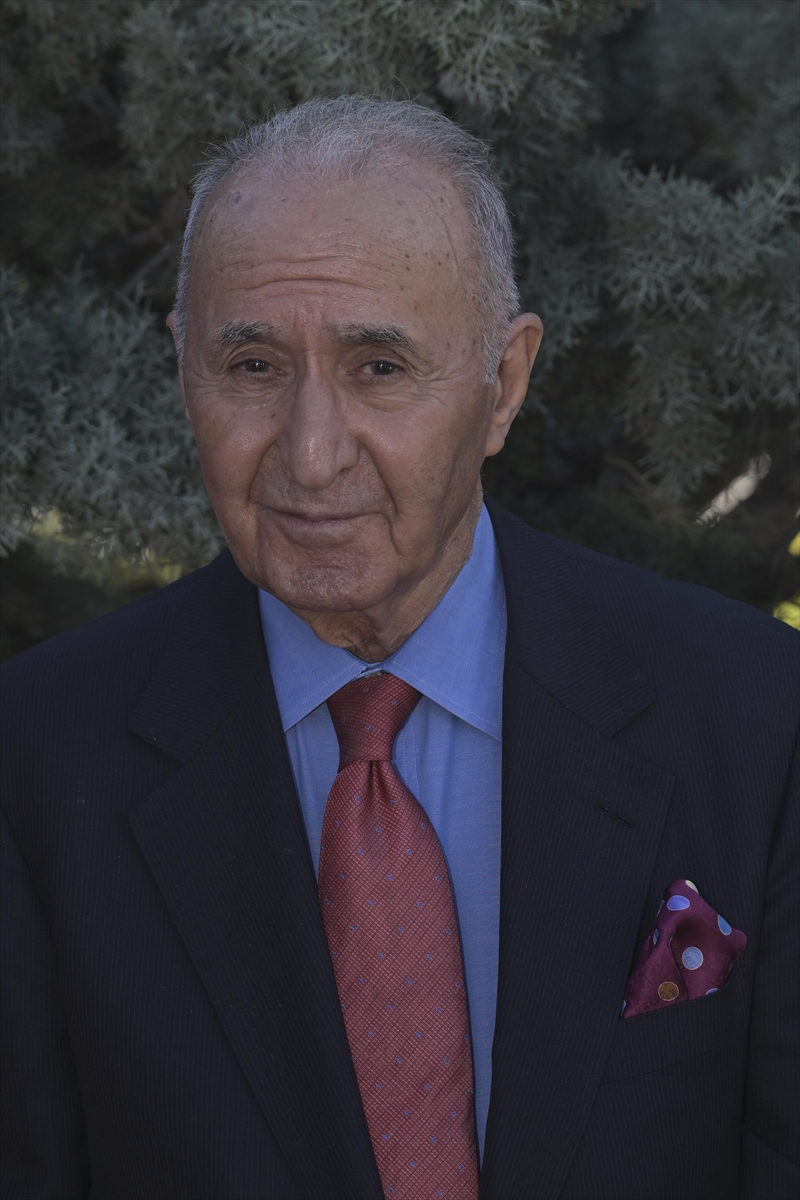 Bülent Ecevit, doğumunun 100. yılında mezarı başında anıldı