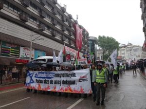 BURSA (AA) – Bursa'nın Osmangazi ilçesinde Filistin'e destek için gerçekleştirilen