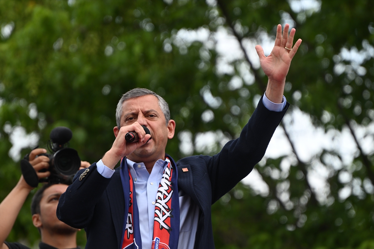 CHP Genel Başkanı Özel, partisinin Düzce mitinginde konuştu: