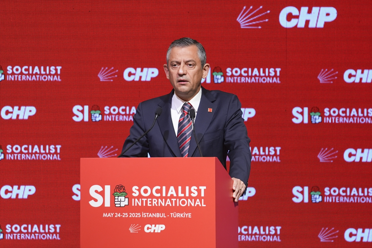 CHP Genel Başkanı Özel, Sosyalist Enternasyonal Konsey Toplantısı'nda konuştu: