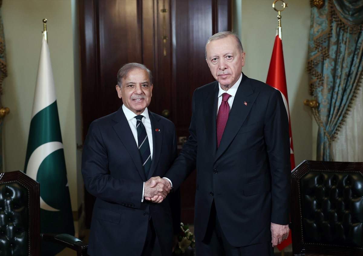 Cumhurbaşkanı Erdoğan, Pakistan Başbakanı Şahbaz Şerif'i kabul etti