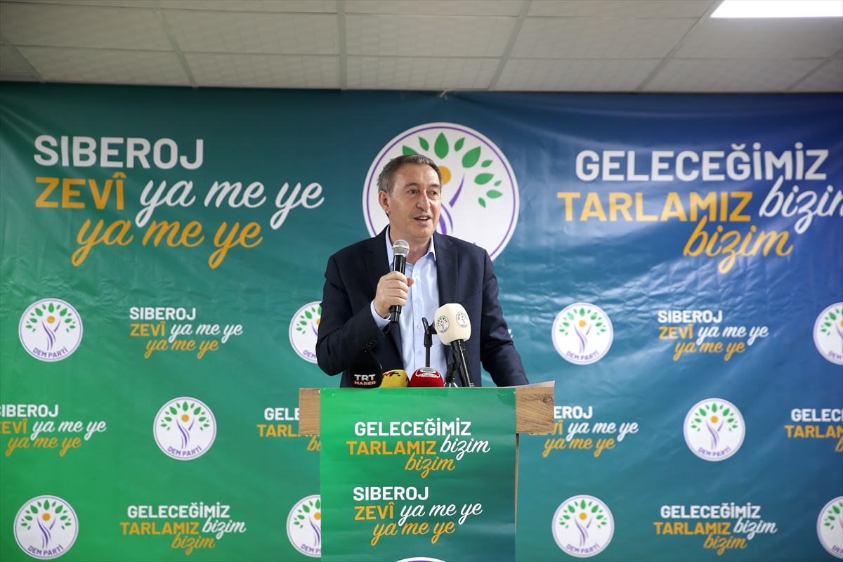 DEM Parti Eş Genel Başkanı Tuncer Bakırhan, Muş'ta konuştu:
