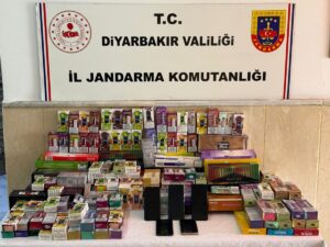 DİYARBAKIR (AA) – Diyarbakır'da düzenlenen dolandırıcılık operasyonunda gözaltına alınan 8