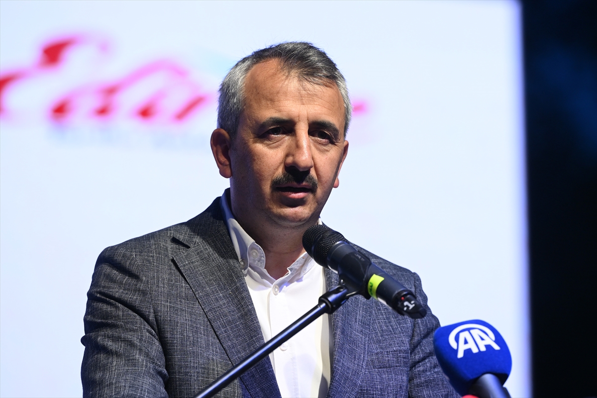 Edirne'de İstanbul'un fethinin 572. yıl dönümü coşkuyla kutlandı