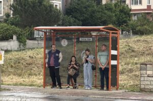 EDİRNE (AA) – Edirne'de sağanak yaşamı olumsuz etkiledi. Kentte çiseleme