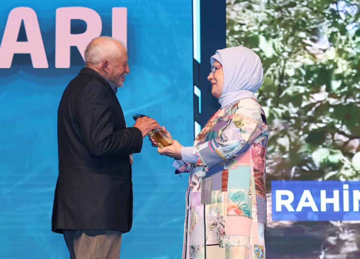Emine Erdoğan'dan ''Orman Dedesi'' Rahim Demirbaş için taziye mesajı: