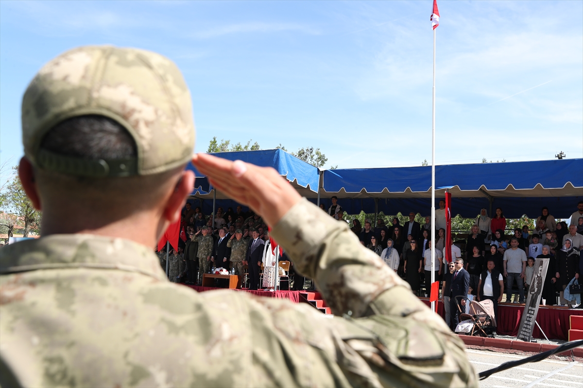 Erzincan’da 54 engelli bir günlük askerlik sevinci yaşadı