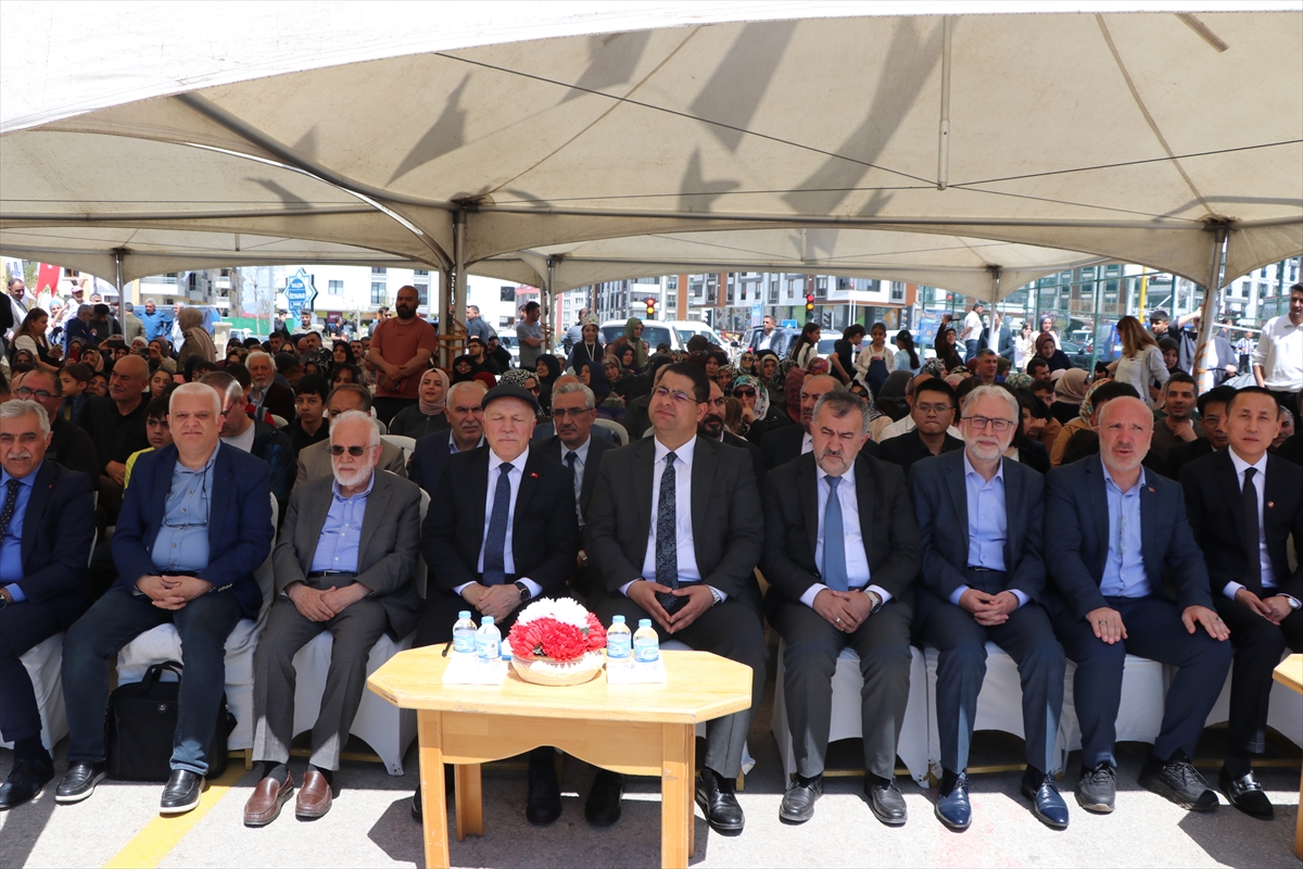 Erzurum'da İslam tarihçisi Prof. Dr. Sırma'nın adının verildiği bilgi evi açıldı