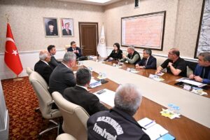 - Uzundere ilçesinde meydana gelen ve 38 evin tahliyesine sebep