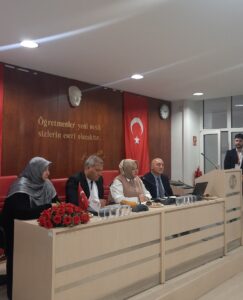 ESKİŞEHİR (AA) – Eskişehir'de, farklı ülkelerden öğrencileri bir araya getirmeyi