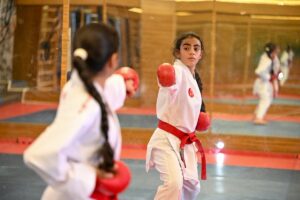 GAZİANTEP (AA) – KEMAL KARAGÖZ – Gaziantep'te, izlediği karate filmlerinden