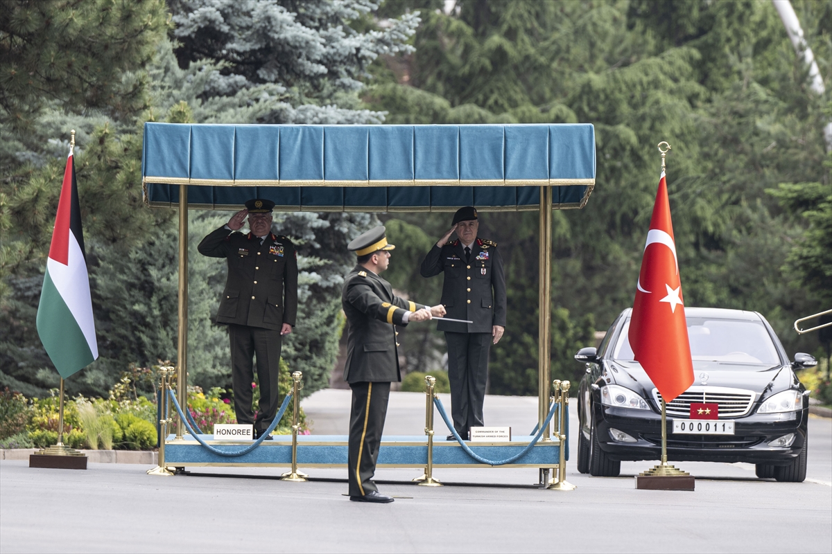 Genelkurmay Başkanı Orgenaral Gürak, Ürdünlü mevkidaşı Tümgeneral Yusuf el-Huneyti ile görüştü