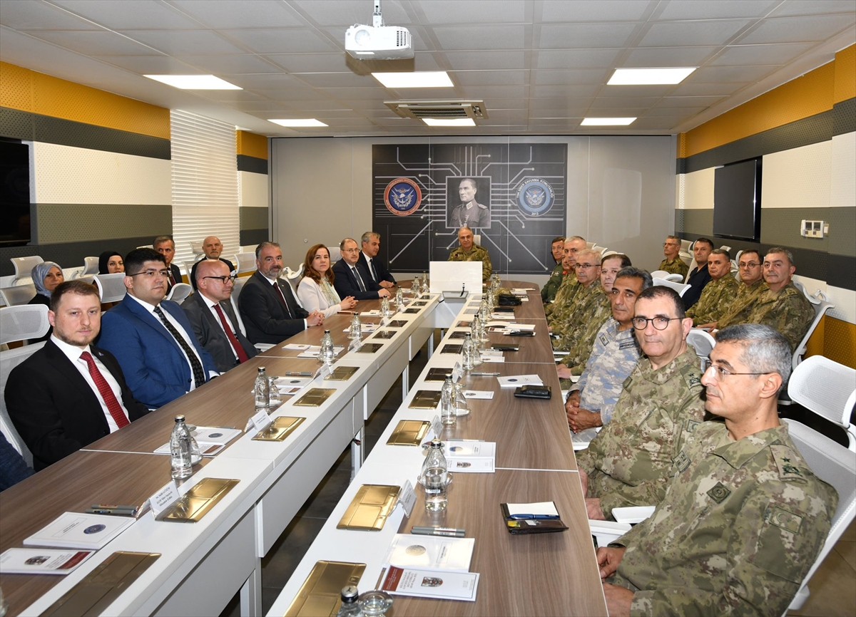 Genelkurmay Başkanı Orgeneral Gürak, Siber Savunma Tatbikatı'nın seçkin gözlemci gününe katıldı