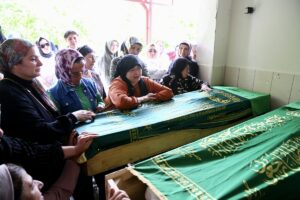 GİRESUN (AA) – Giresun'da lisede geçici işçi statüsünde çalışan kişi,