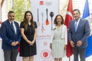 GUATEMALA (AA) – Orta Amerika ülkesi Guatemala'da, Türk mutfağından lezzetler