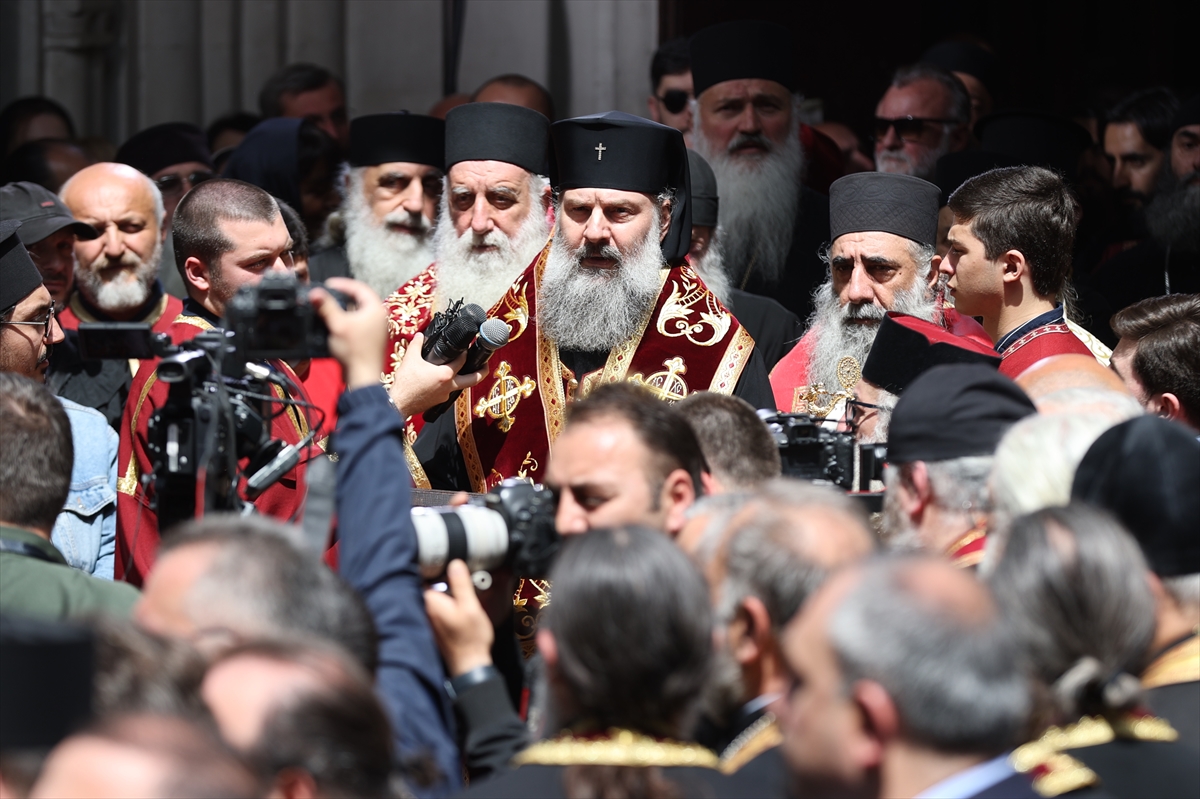 Gürcistan'da halk “Aile Kutsallığı ve Ebeveynlere Saygı Günü”nde yürüdü