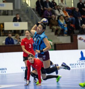 Hentbol HDI Sigorta Kadınlar ve Erkekler Türkiye Kupası'nda finalistler belli oldu - Kadınlarda Bursa Büyükşehir Belediyesi ve Ortahisar Belediyesi, erkeklerde ise