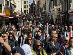 AMSTERDAM (AA) – Hollanda'nın başkenti Amsterdam'da, Filistinlilerin zorunlu göçe tabi