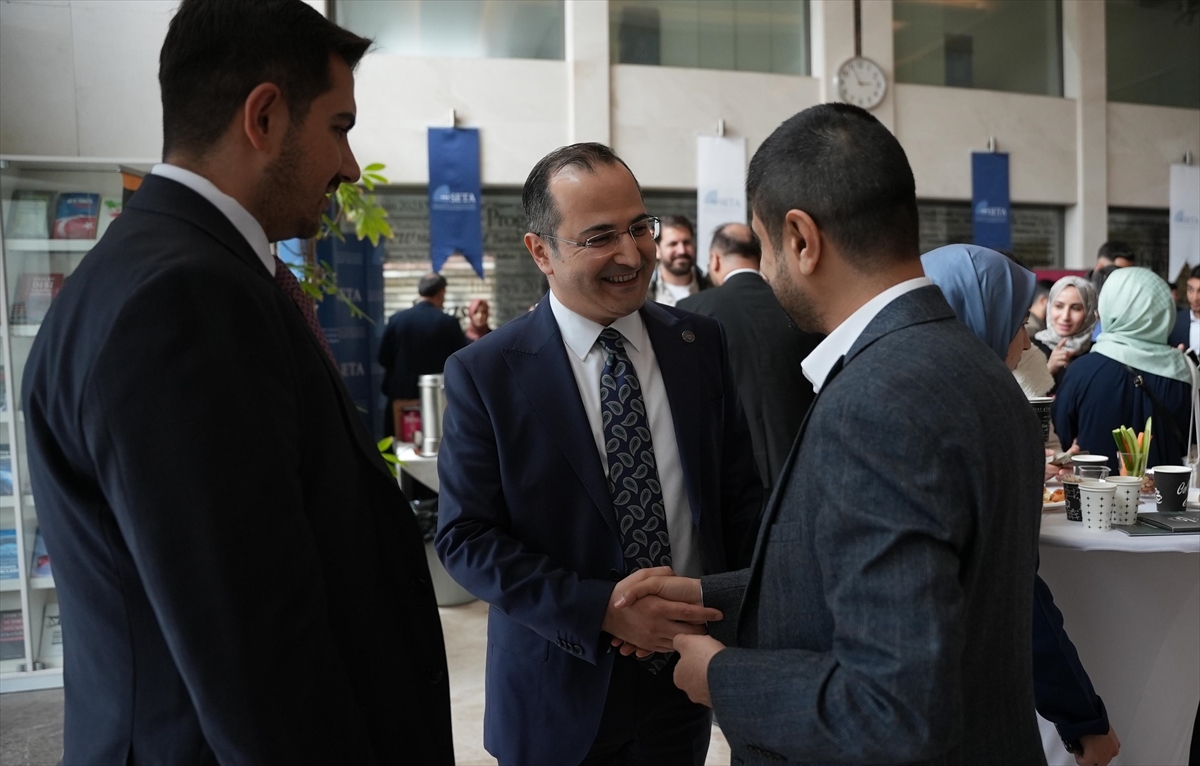 Hukukçular Derneğinde başkanlığa yeniden Mehmet Melih Gülseren seçildi
