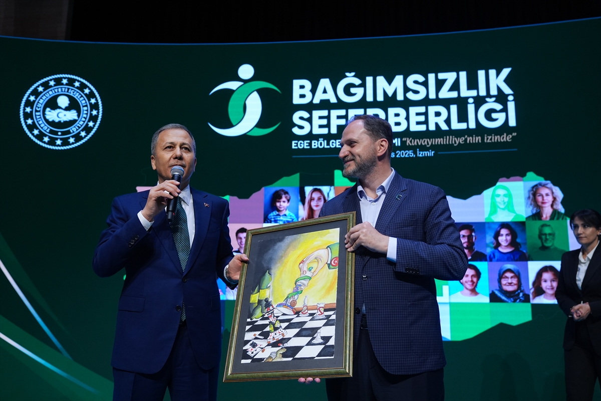 İçişleri Bakanı Yerlikaya, İzmir'de “Bağımsızlık Seferberliği”nin tanıtım programında konuştu: