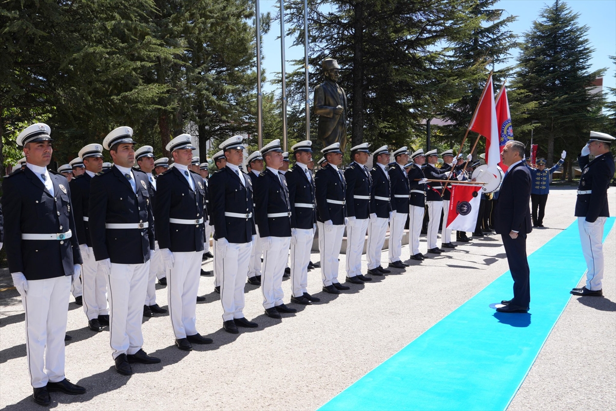 İçişleri Bakanı Yerlikaya, Polis Akademisini ziyaret etti:
