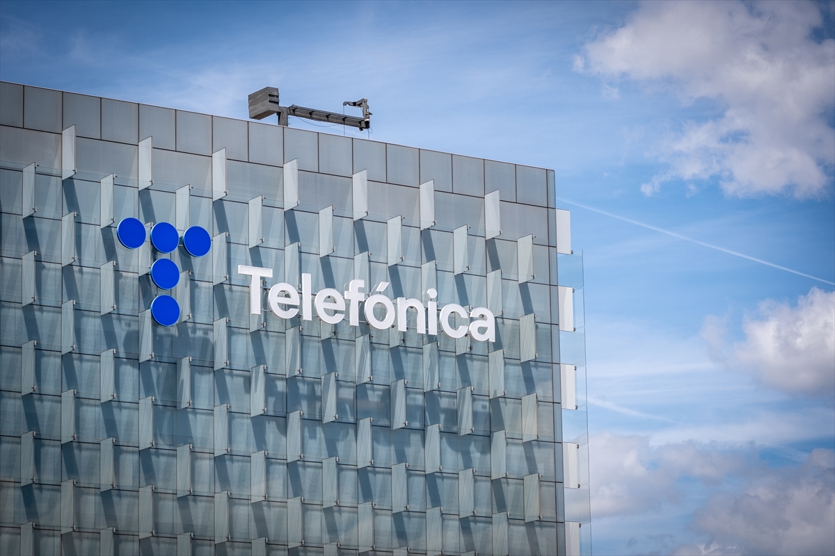 İspanya'da Telefonica şirketindeki arıza bazı bölgelerde sabit telefon hizmeti ve interneti bir süre kesti