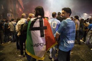 - Napoli, son hafta maçında Cagliari'yi 2-0 yendi