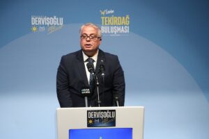 - "Çiftçinin derdini tarlasında, işçinin derdini çalıştığı fabrikadaki tezgahında, esnafın