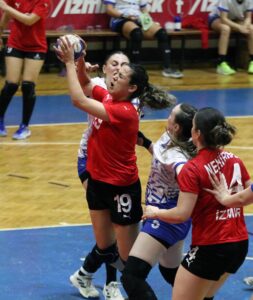 Hentbol: Kadınlar Süper Lig play-off 7-8 etabı ANKARA (AA) – Hentbol Kadınlar Süper Lig play-off 7-8 etabı