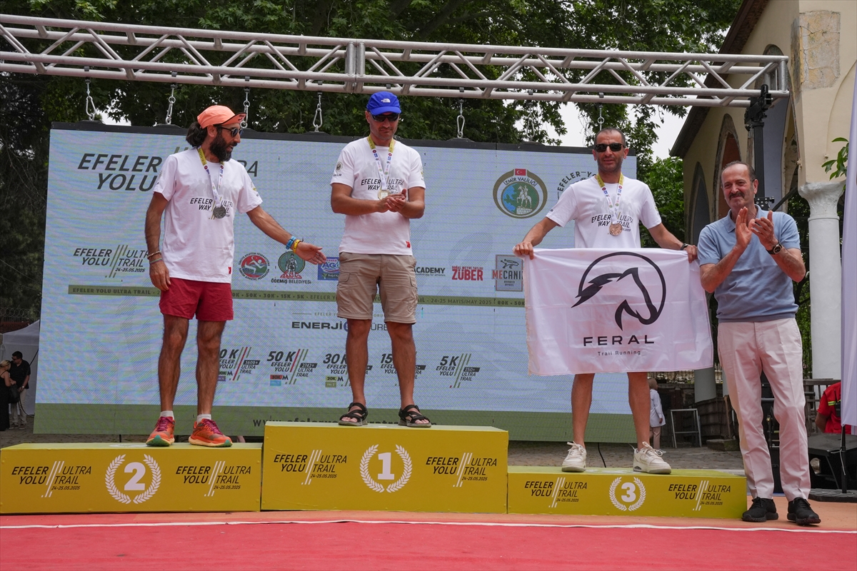 İzmir'de Efeler Yolu Ultra Trail yarışları tamamlandı