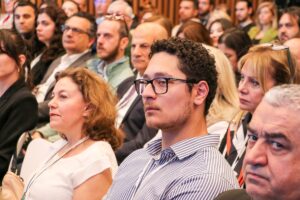 İZMİR (AA) – İzmir'de düzenlenen zirvede yapay zeka teknolojisindeki gelişmeler,