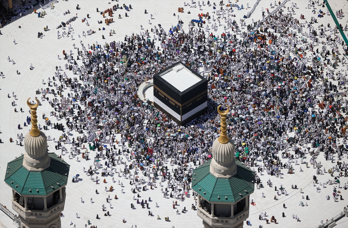 Kabe, 601 metrelik Kraliyet Saat Kulesi'nden görüntülendi