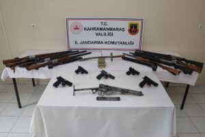 KAHRAMANMARAŞ (AA) – Kahramanmaraş merkezli 3 ilde düzenlenen kaçak silah