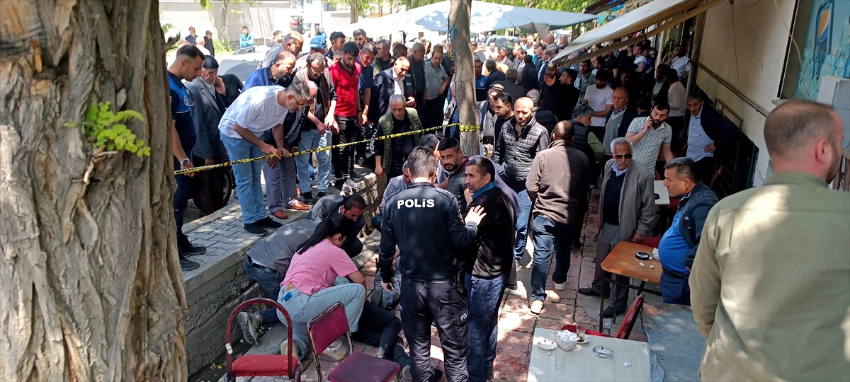 Kars'ta husumetlilerin silahlı kavgasında 4 kişi yaralandı
