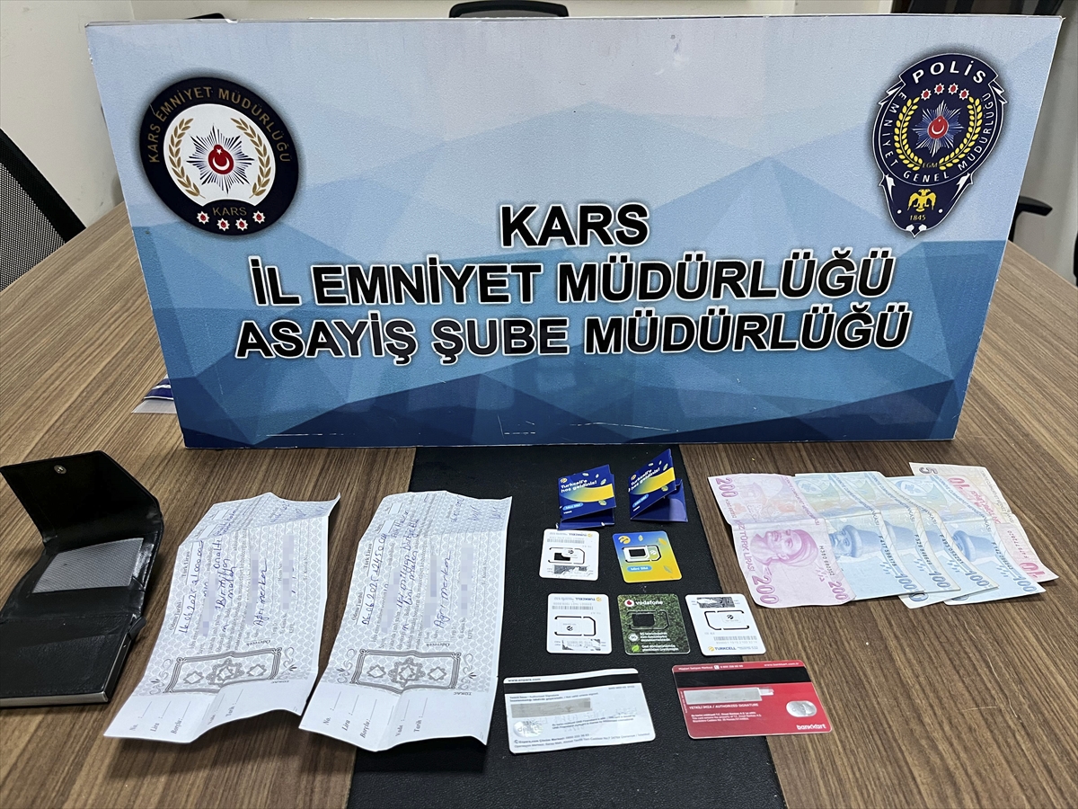 Kars'ta sahte kurbanlık ilanıyla dolandırıcılık yaptıkları iddia edilen 2 zanlı tutuklandı