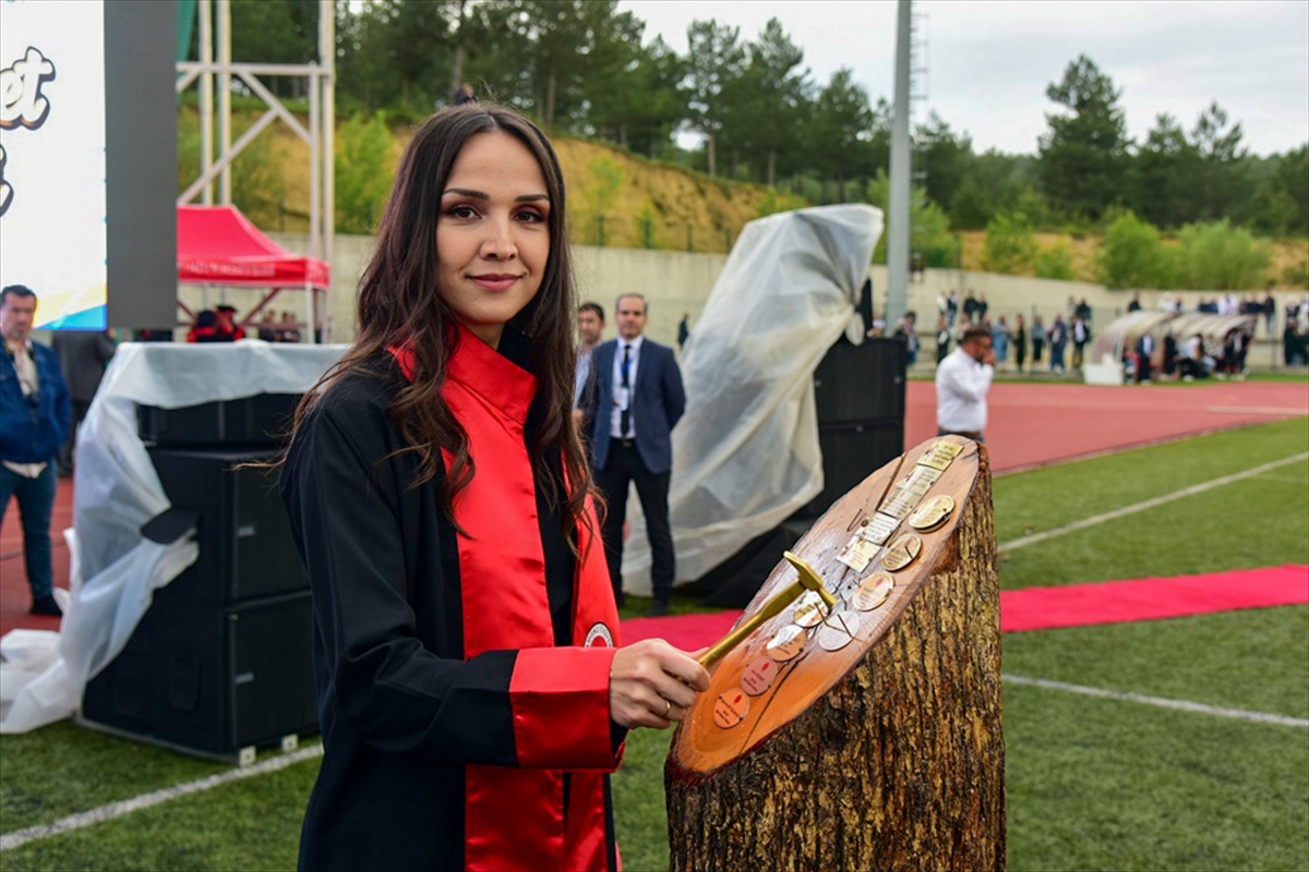 Kastamonu Üniversitesinde mezuniyet töreni düzenlendi