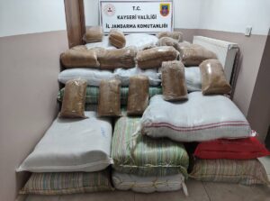 KAYSERİ (AA) – Kayseri'de jandarma ekipleri tarafından 1,5 ton kaçak