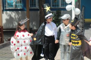 KAYSERİ (AA) – Kayseri'de anaokulu öğrencilerinin çeşitli atık malzemelerle yaptıkları