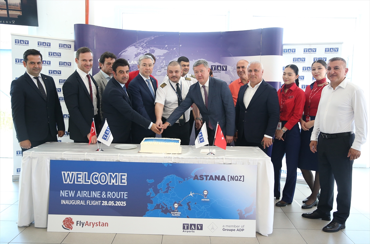 Kazakistan-Gazipaşa charter uçuşları başladı