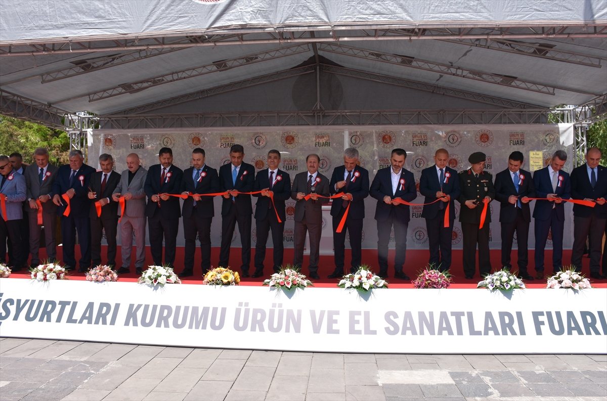 Kırıkkale'de “İşyurtları Ürün ve El Sanatları Fuarı” açıldı