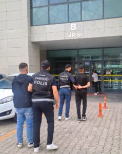 KIRIKKALE (AA) – Kırıkkale'de uyuşturucu operasyonunda yakalanan 2 zanlı tutuklandı.