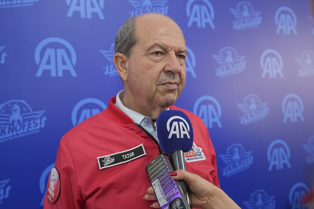 KKTC Cumhurbaşkanı Tatar, TEKNOFEST KKTC'de AA standını ziyaret etti:
